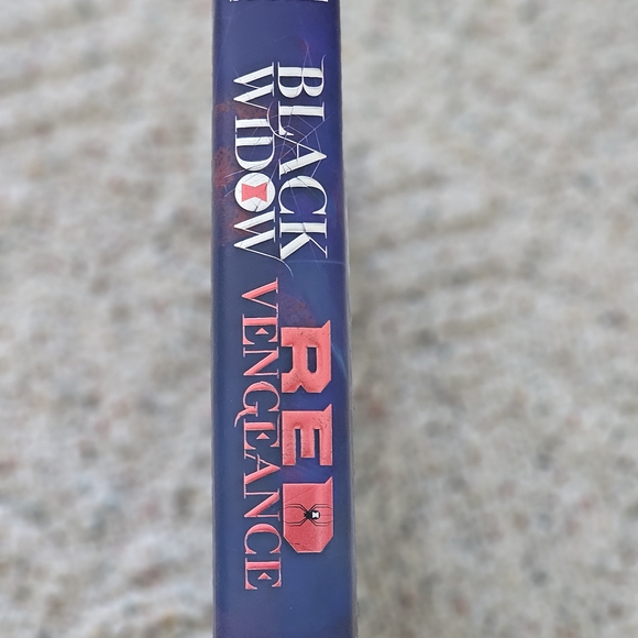 Black Widow Red Vengeance Book - Picture 3 of 4